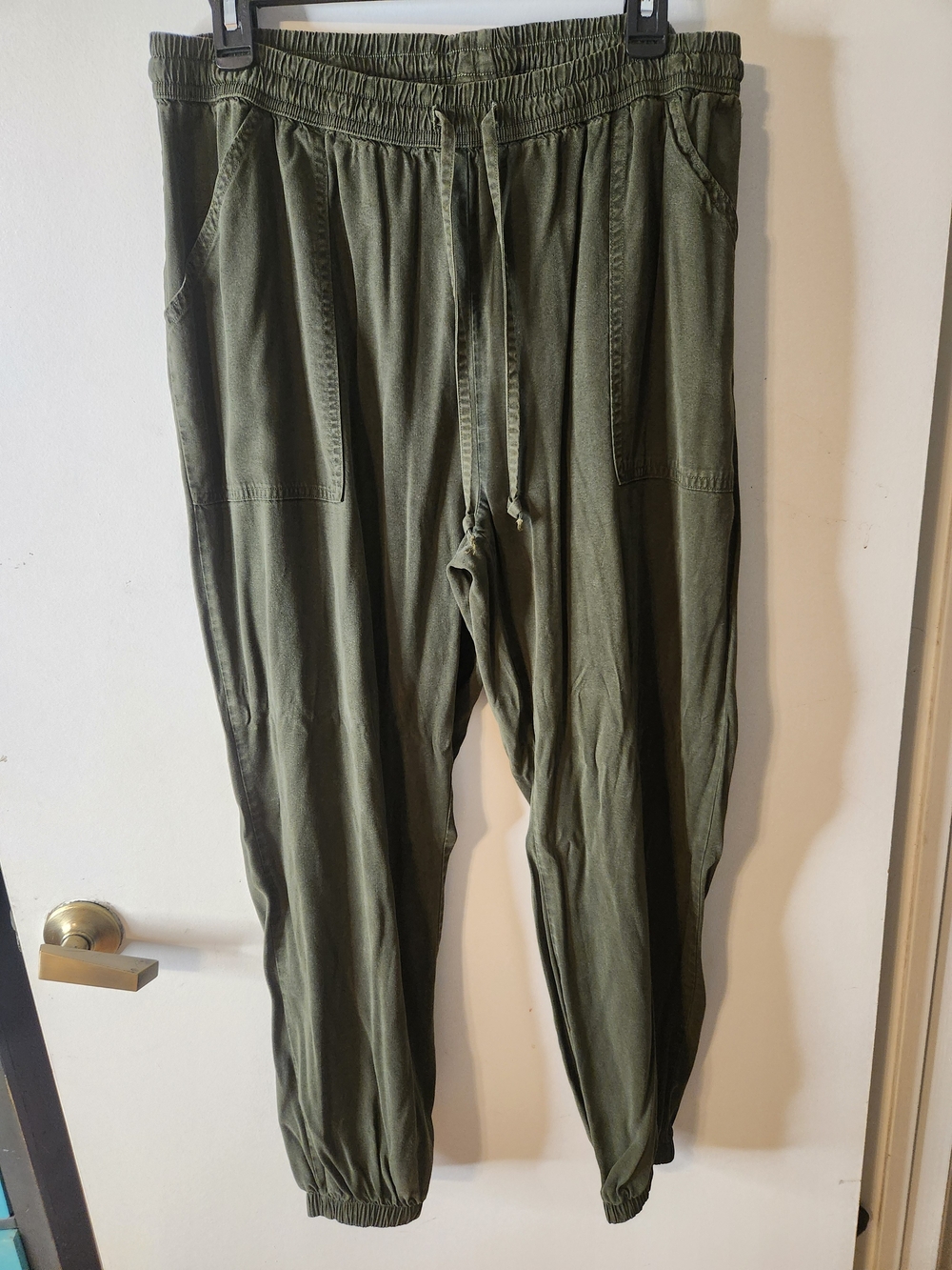 PINK Victoria's Secret Olive Green Drawstring Joggers